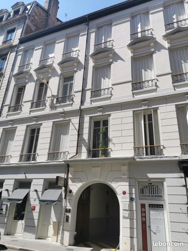 Quartier Duguesclin & Tete D'Or - Studio - Metro Foch Lyon Luaran gambar